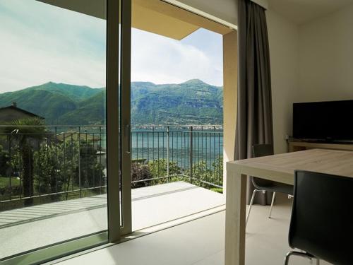 One Bedroom Apartment