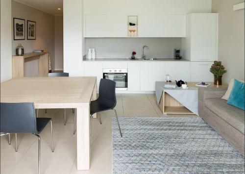 One Bedroom Apartment