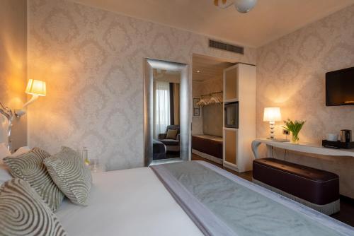 Classic Double or Twin Room