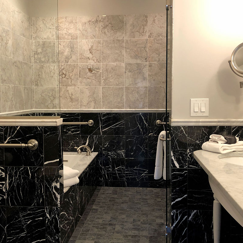 Deluxe King ADA Accessible