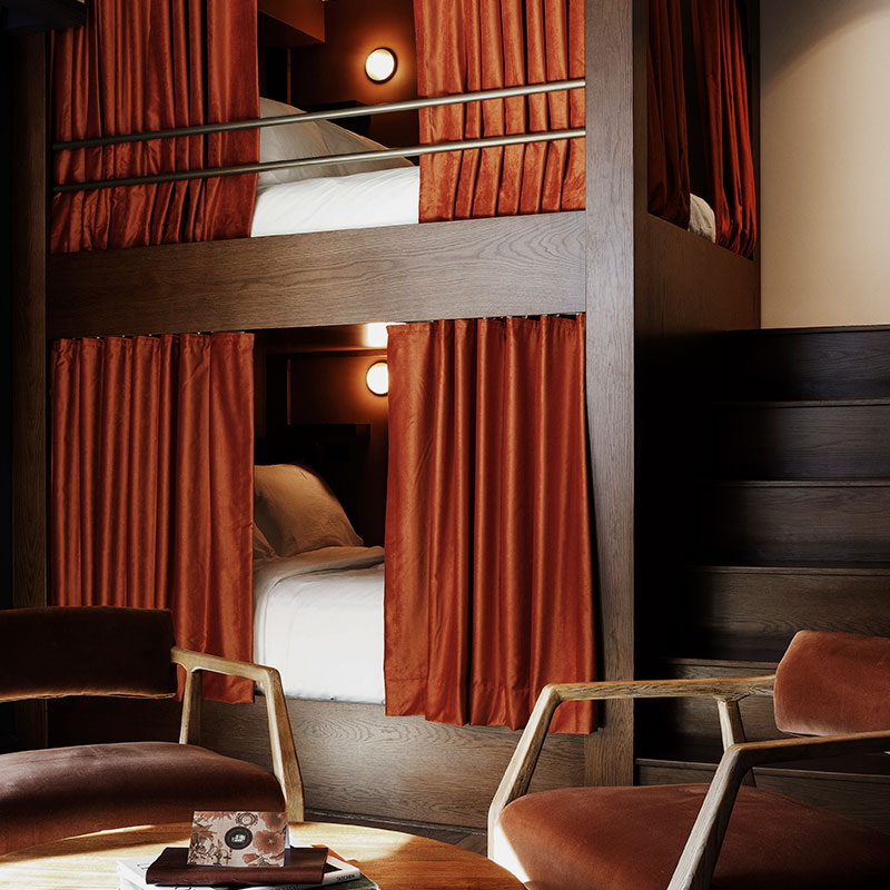 Pioneer's Suite