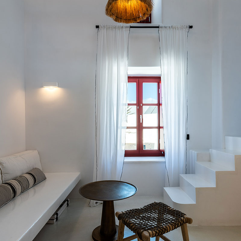 DUPLEX DELUXE TWO BEDROOM SUITE