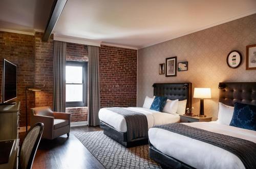 Queen Room with Two Queen Beds
