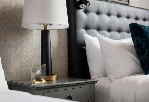 Deluxe Queen Room with Two Queen Beds