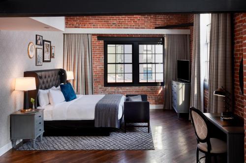 Historic King Room