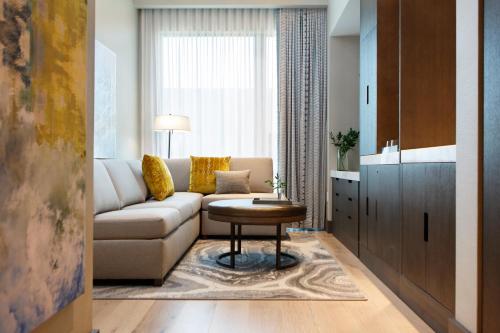 King Suite with Mobility Accessible Roll-In Shower