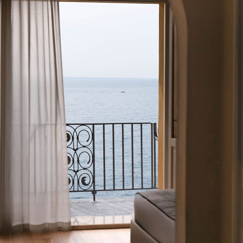 Superior Single Room Lake View
