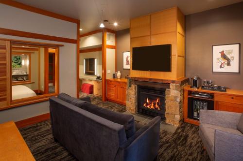 Suite with Spa Bath