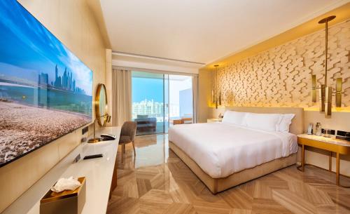 Luxe 2 Bedroom Suite with Sea View