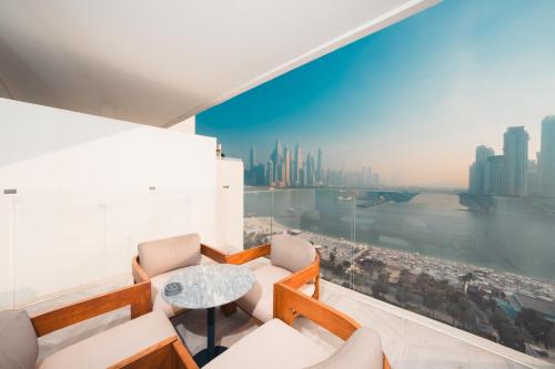 Luxe 2 Bedroom Suite with Sea View