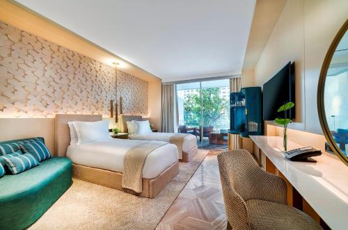 Superior Room with 2 Single Beds