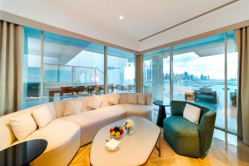 2 Bedroom Penthouse with Pool