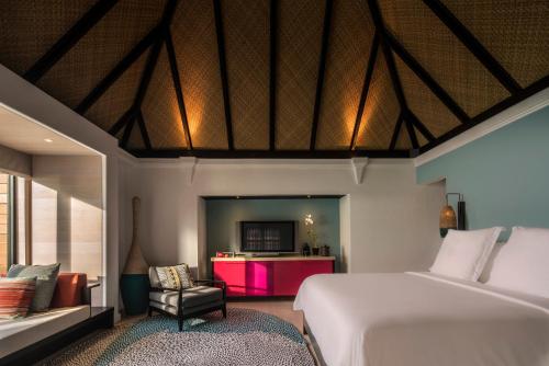 Sunset Water Villa with Pool - Room Rate inclusive of breakfast for 2 adults
