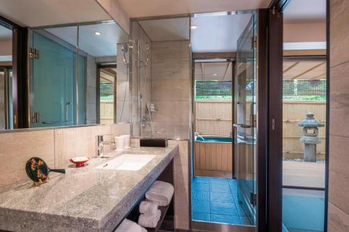 YUZUNOHA, Guest room, 2 Twin/Single Bed(s), Garden view