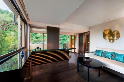 TOGETSU, 1 Bedroom Executive Suite, 2 Twin/Single Bed(s)
