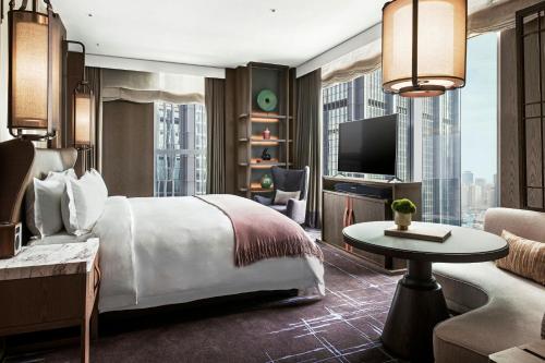 St. Regis Suite, 1 Bedroom Suite, 1 King, City view