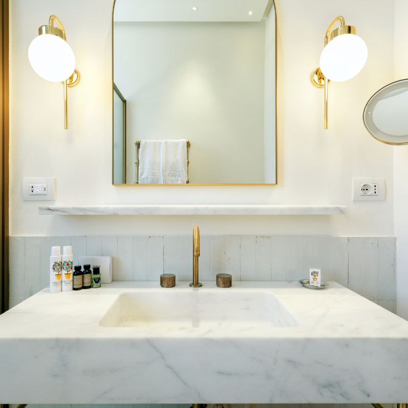 •	Grand Suite with private terrace pool