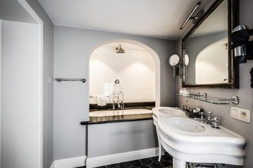 Deluxe Junior Suite