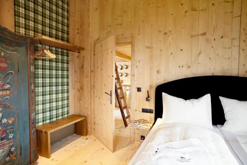Luxury Chalet (4- 8 Adults)