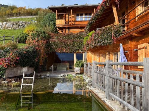Luxury Chalet (6-10 Adults)