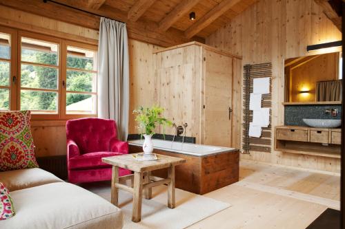 Luxury Chalet (2-4 adults)