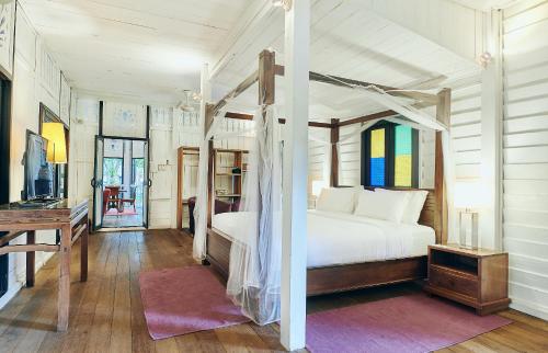 Deluxe Two-Bedroom Suite - Negri Sembilan House