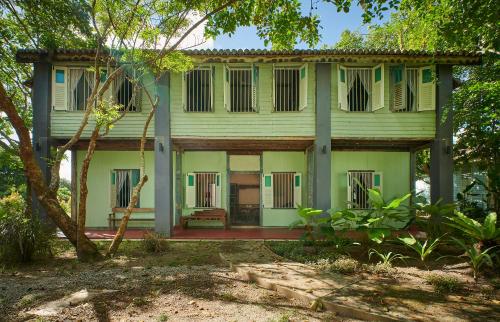 Nine-Bedroom Villa with Garden View - Plantation House
