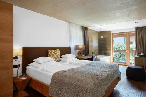 Deluxe Two Bedroom Suite