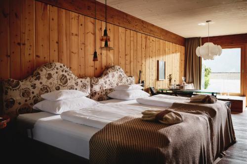 Loft Suite 3-7
