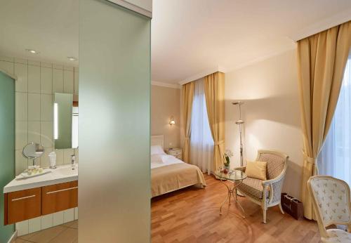 Comfort Single Room with Village View