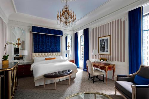 Grand Luxe King Room - Butler Service
