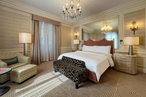 One-Bedroom St Regis Suite - Butler Service