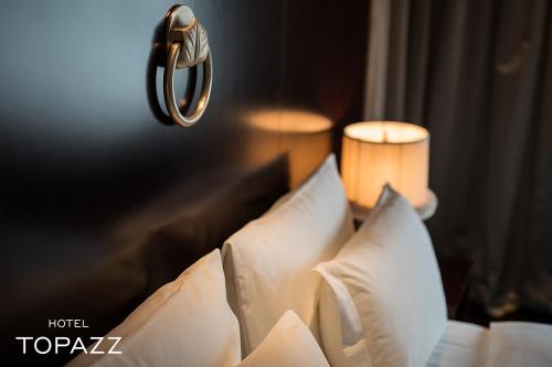Deluxe Room at Topazz