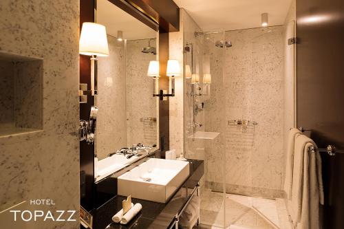 Prestige Room at Topazz