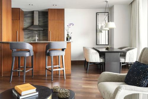 Coastline View 1 Bedroom Suite
