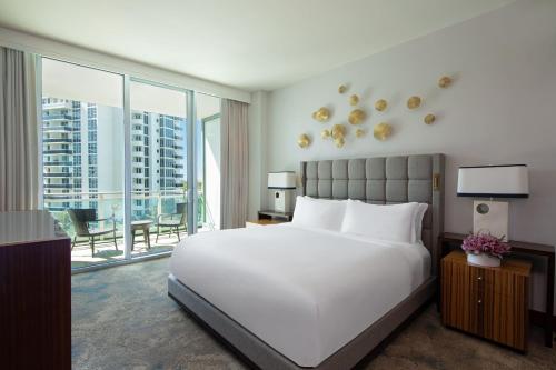 Coastline View 2 Bedroom Suite, Bedroom 1: 1 King, Bedroom 2: 1 King