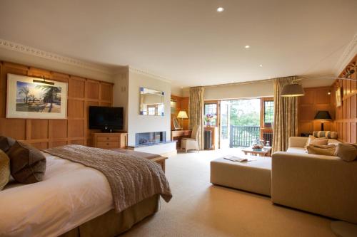 Luxury Suite with Spa Bath
