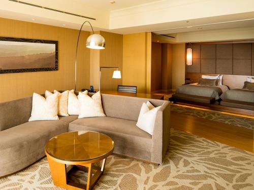 Superior Twin Suite - Non-Smoking