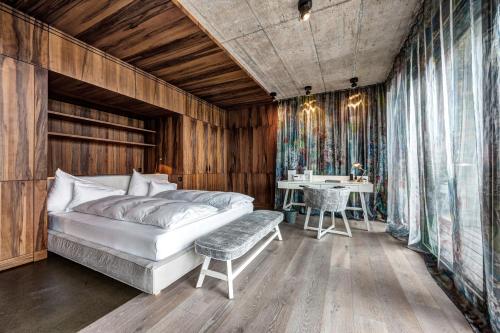 Junior Suite with balcony