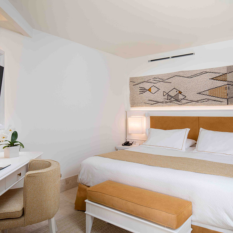Suite with Garden View