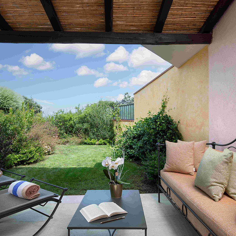 Suite with Garden View