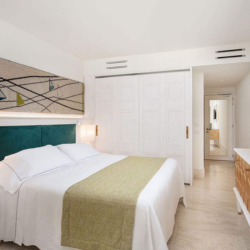 Classic Triple Room Hill Side