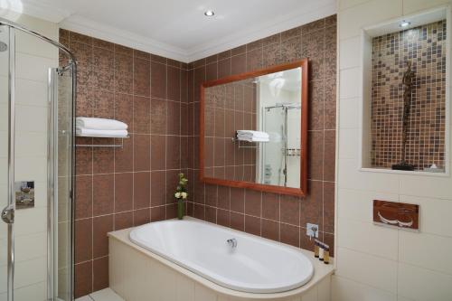 Estate Suite