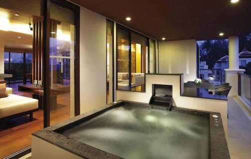 room_title_seaview-jacuzzi-penthouse-3-bedrooms