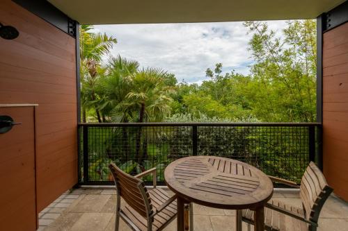 Mangrove Queen Room with Two Queen Beds 