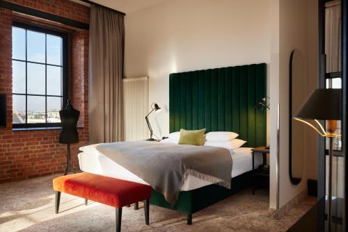 XL Loft