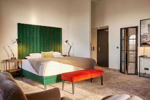 XL Loft