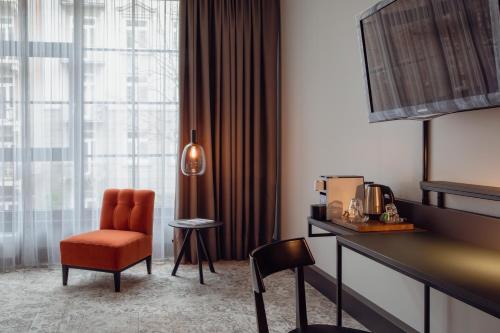 M Loft Superior