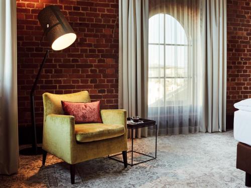 L Loft