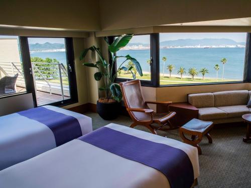 Luigans Twin Room with Balcony - 6-7 Floor